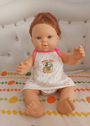 Oyuncak bebek 