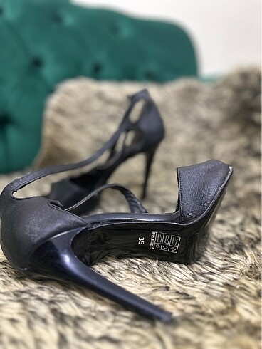 İnce topuk açık ayakkabı - Görsel 7