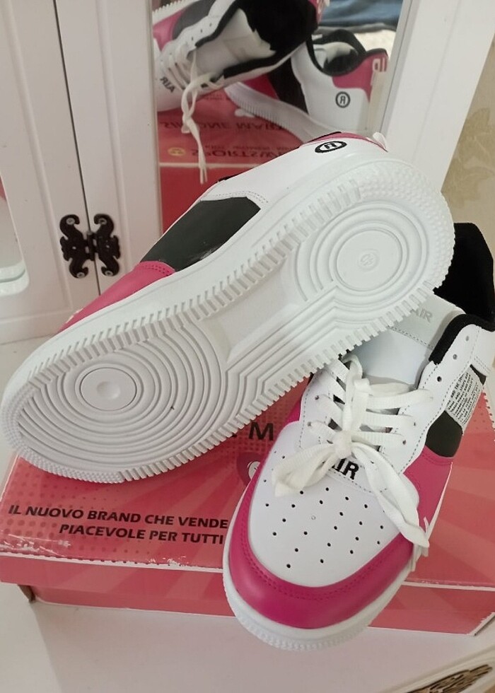 Spor ayakkabı  - Görsel 2