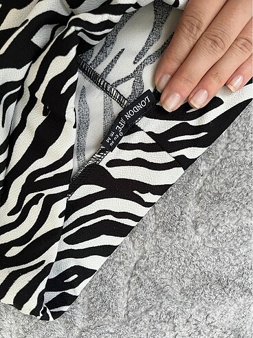 Oysho zebra desen tayt