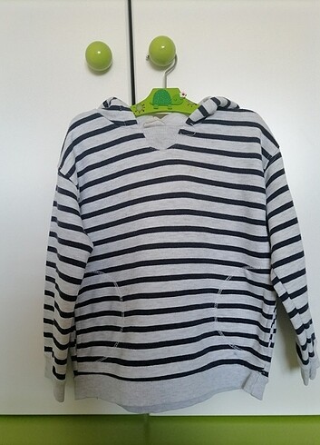 4 Yaş Beden Zara çocuk sweathshirt