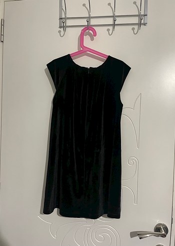 Kız Çocuk Siyah Piliseli Kolsuz Elbise 7-8 yaş - Görsel 3