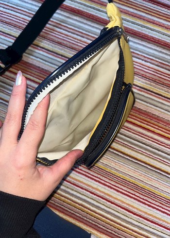 Lacoste sarı bel çantası deri - Görsel 4