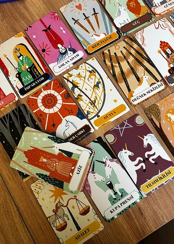 Unicorn Temalı Tarot Kart Destesi - Görsel 2