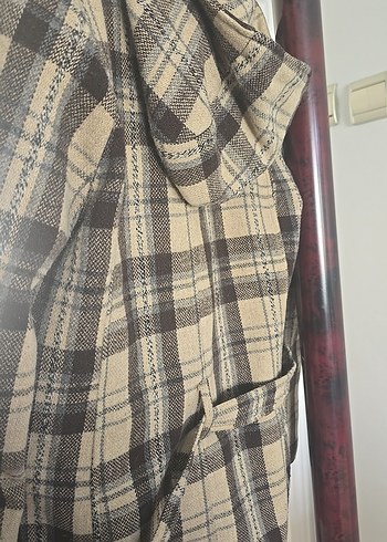 Ekoseli Çift Düğmeli Kaban - Görsel 5