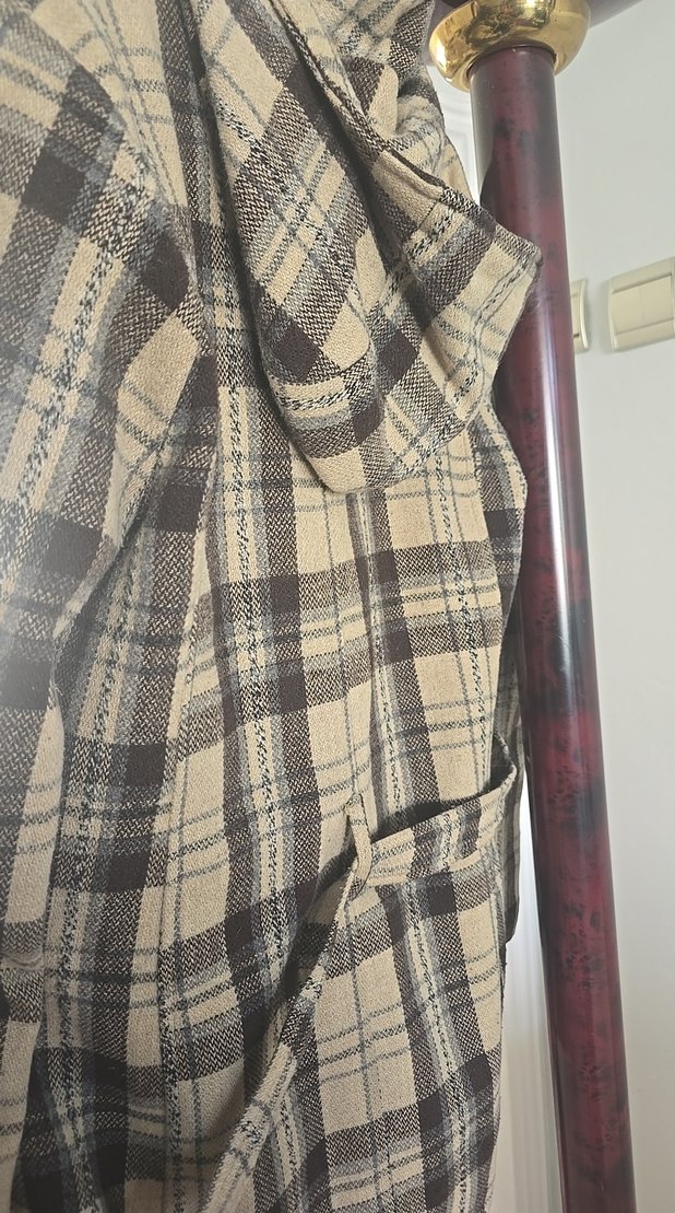 Ekoseli Çift Düğmeli Kaban - Görsel 5