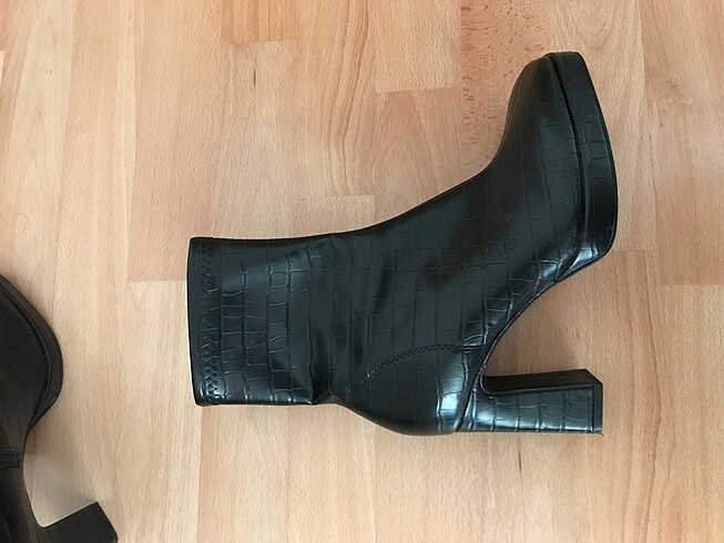Bershka Topuklı bot