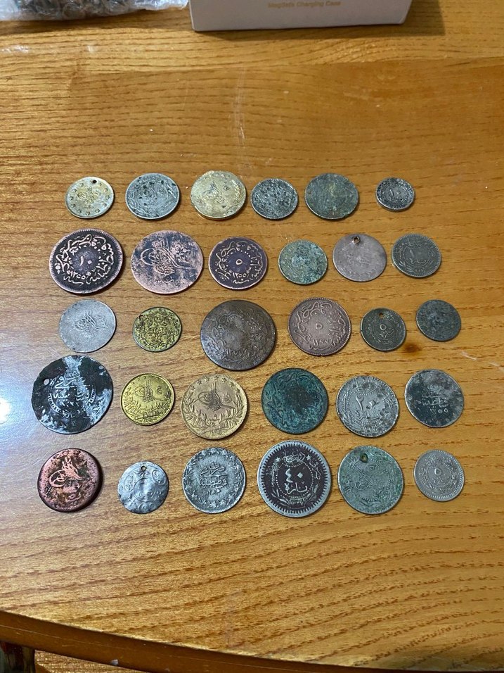 Çeşitli Eski Metal Paralar Koleksiyonu - Görsel 3