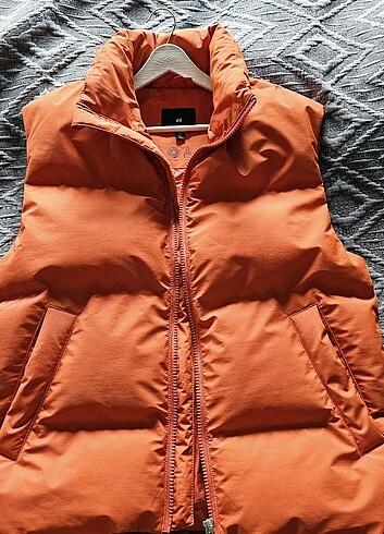 Yeni hiç giyilmemiş H&M Şişme erkek yelek turuncu ( S ) Beden ia