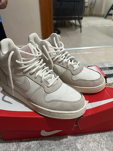 Nike sıfır ayakkabı