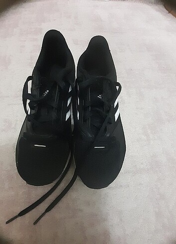 Orjinal adidas