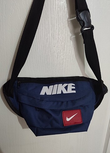  Beden Nike çapraz çanta