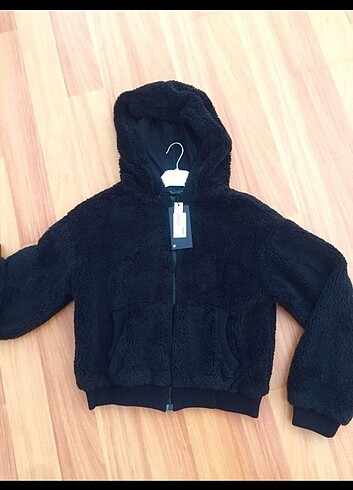 Zara Siyah mont
