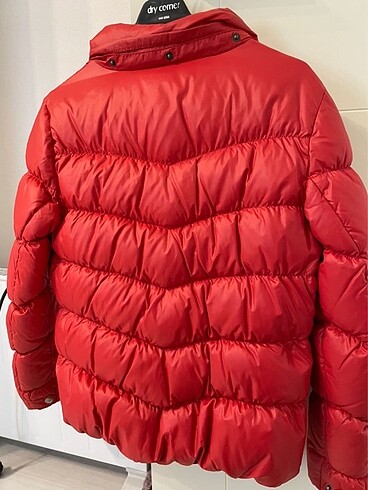 s Beden kırmızı Renk Tommy Hilfiger mont