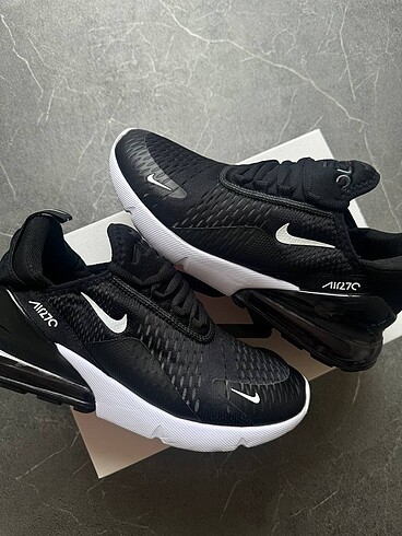 NİKE SNEAKER