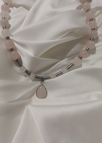 pembekuvars kolye - Görsel 4