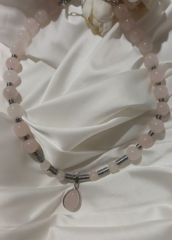 pembekuvars kolye - Görsel 3