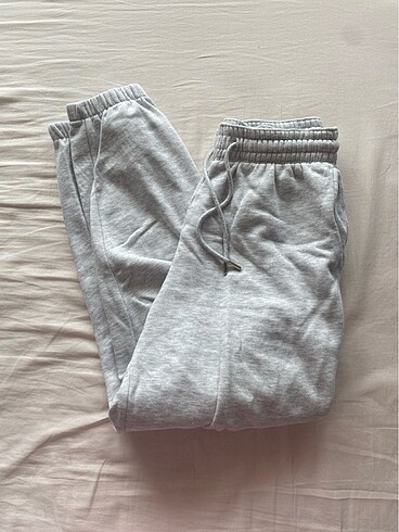 H&M esofman altı