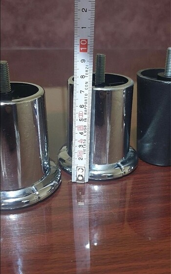 Beden çeşitli Renk 8 adet baza ayağı (7cm yükseklik)
