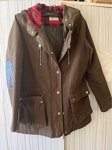 Parka haki