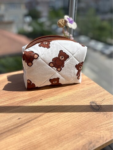 Makyaj çantası aksesuar takı organizer ölçüleri 18-12-10cm