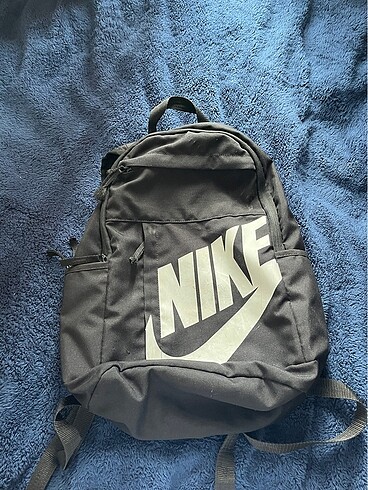 Nike çanta