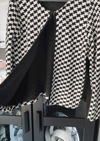 Kadın Siyah Beyaz Desenli Ceket - Görsel 2