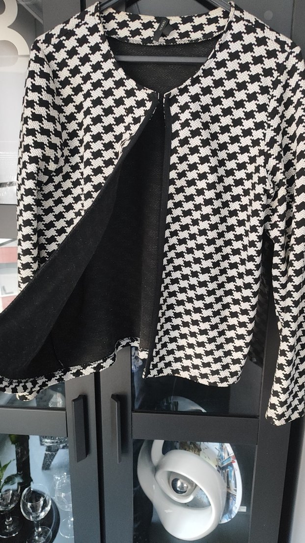 Kadın Siyah Beyaz Desenli Ceket - Görsel 2