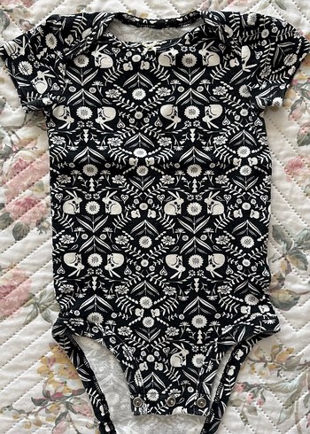Kız Bebek Siyah Desenli Kısa Kollu Body - Görsel 9