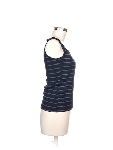 LC Waikiki LC Waikiki T-shirt %70 İndirimli.