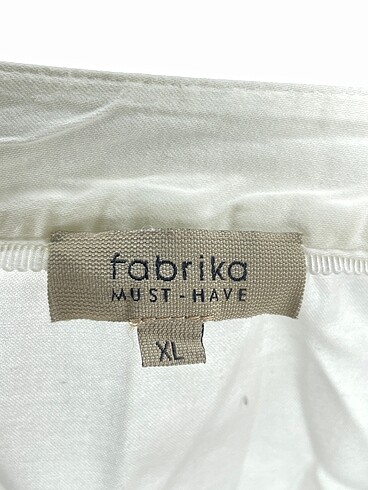 xl Beden beyaz Renk Fabrika Gömlek %70 İndirimli.
