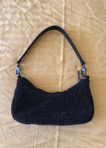 Guess Siyah Boncuklu Guess Kadın Çantası
