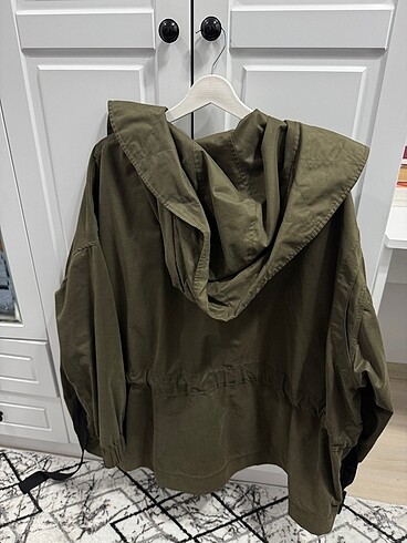 l Beden yeşil Renk Zara mevsimlik haki ceket