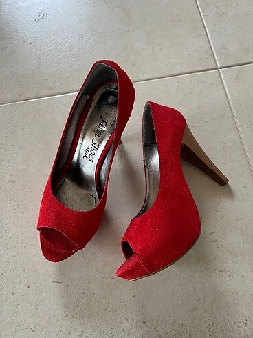 38 Beden First shoes marka 38 numara topuklu ayakkabı