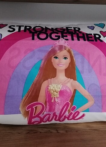 Taç Lisanslı Barbie Yastık Kılıfı 