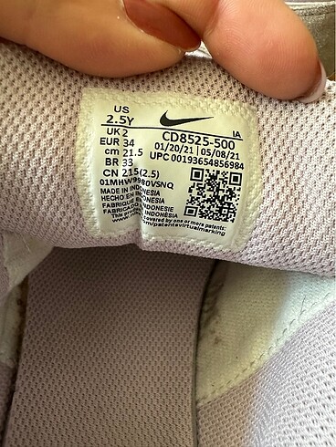 34 Beden çeşitli Renk Nike kız çocuk 34 no