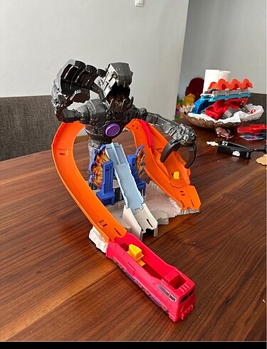 Hot wheels