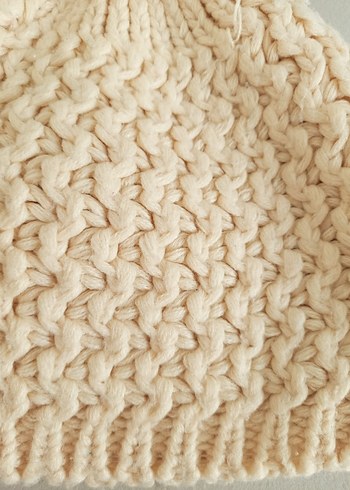 Bej Nakışlı Örgü Çocuk Bere - Görsel 3