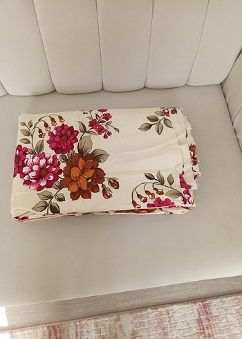 Bordo Çiçek Desenli Yatak yüzü - Görsel 2