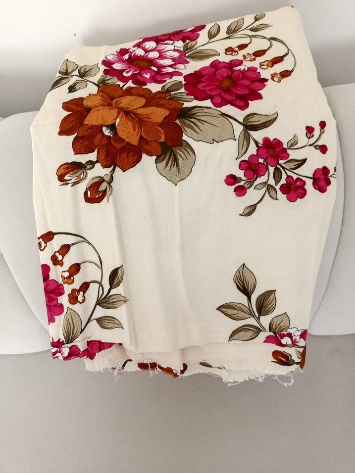 Bordo Çiçek Desenli Yatak yüzü - Görsel 3