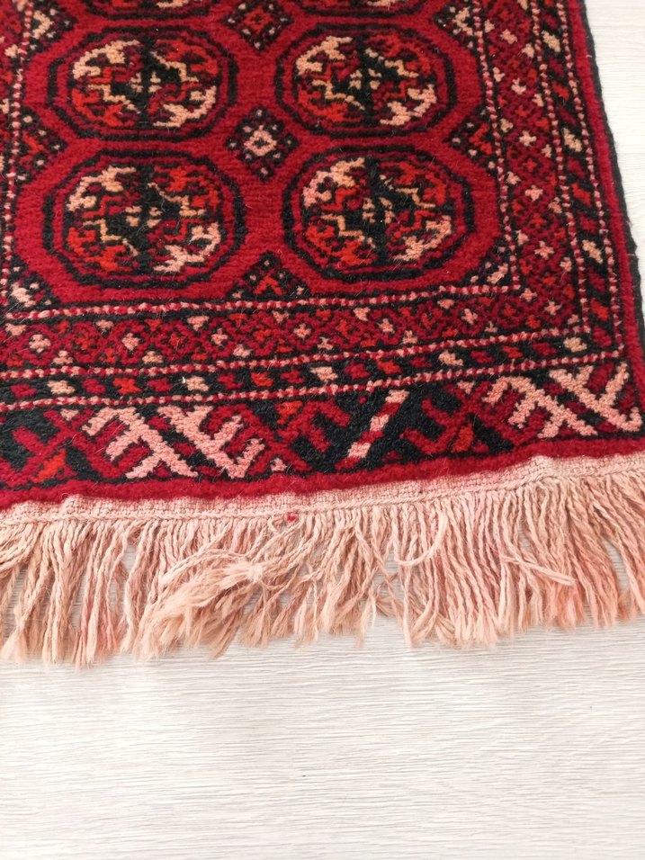 Koyu Kırmızı Desenli Geleneksel Halı - Görsel 2