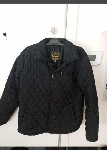Barbour Siyah Kapitone Ceket Siklik Ve Rahatlik Bir Arada