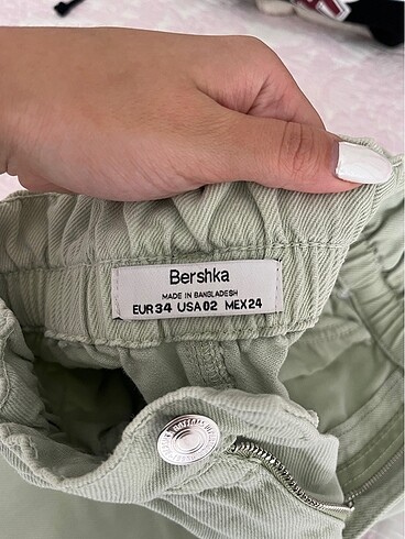 Bershka bershka bol yeşil renkli kot