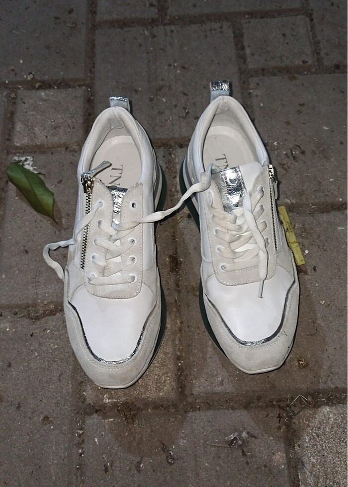 Spor ayakkabı - Görsel 2