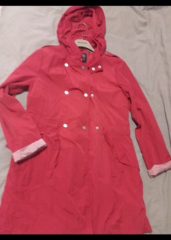 Düğmeli Uzun  kırmızı Kadın Yağmurluk - Görsel 6