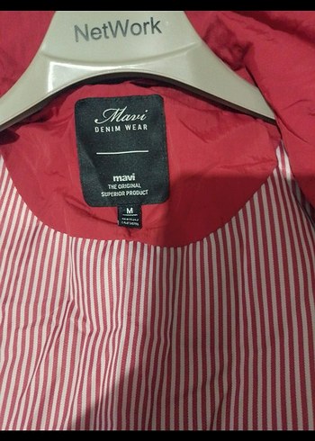 Düğmeli Uzun  kırmızı Kadın Yağmurluk - Görsel 5