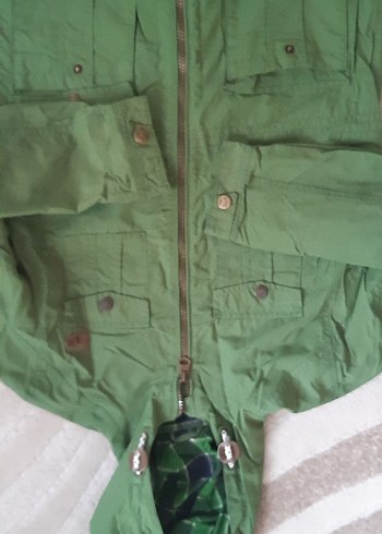 Düğmeli Yeşil Erkek Çocuk Mont - Görsel 2