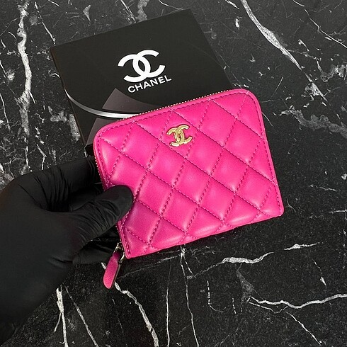 Chanel Zipped Coin Purse Cüzdan