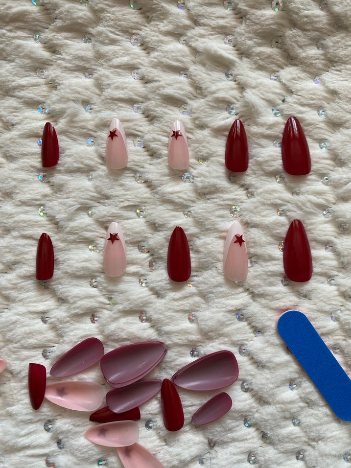 Kırmızı Yıldızlı Kendin Yap Takma Tırnak 24'lü - Görsel 3