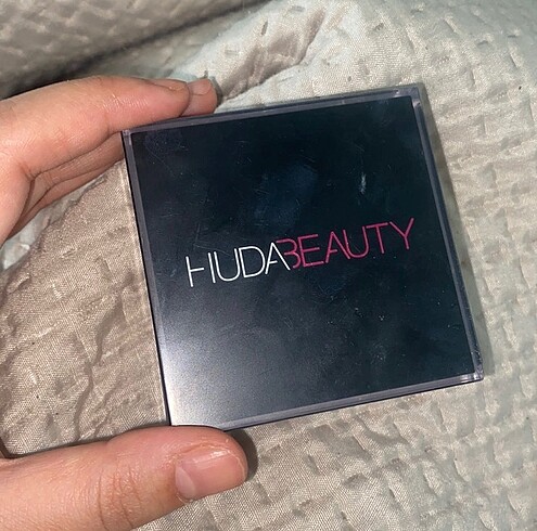 Hudabeauty transparan pudra